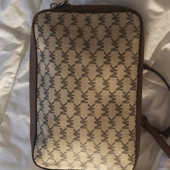 Michael Kors Large East West Crossbody Crossbody C - Picture 3 of 11